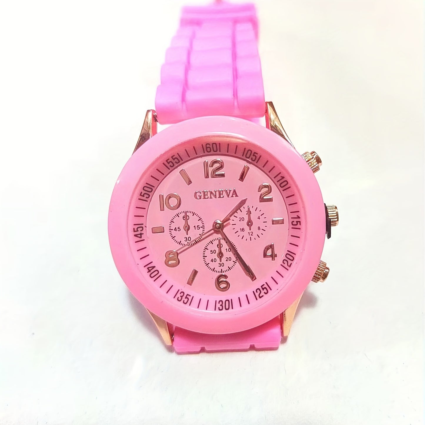 Fashion-Forward Round Pointer Quartz Watch - Accurate Triple Dial, Water-Resistant, Durable Silicone Strap - Perfect Sports Wristwatch for Active Men & Women - An Ideal Gift Choice