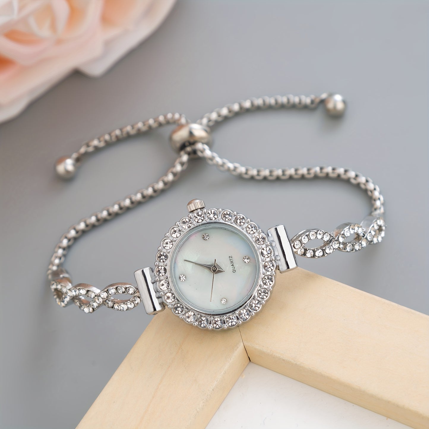 Women's Watch Luxury Rhinestone Quartz Bracelet Watch Elegant Iridescent Dial Analog Wrist Watch