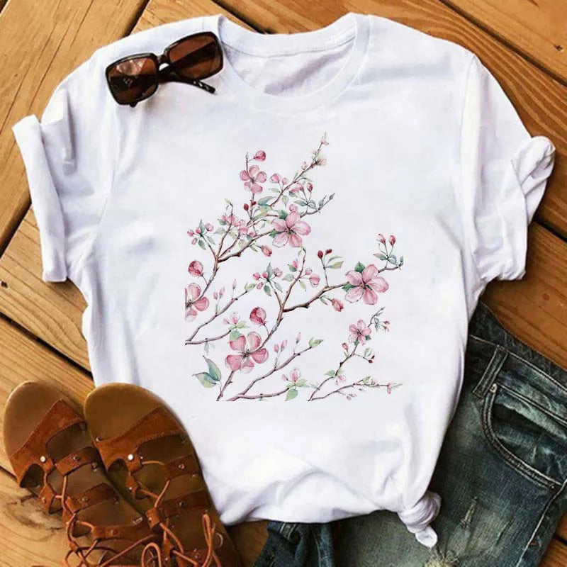 Fashion Red Poppy Women T Shirt Funny Black Printed Tops Tee Female Short Sleeve Tshirt Harajuku Tee Shirts 90s Girls T-shirts