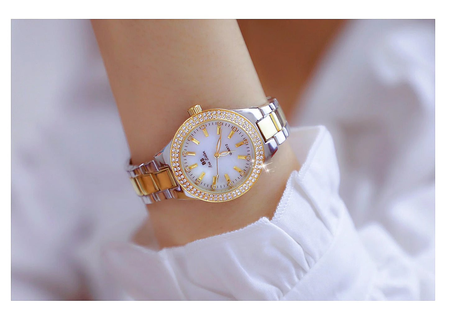 UTHAI Women Watch Classic Light Luxury Brand Temperament Waterproof Gold Metal Bracelet Ladies Fashion Quartz Wristwatches Gift