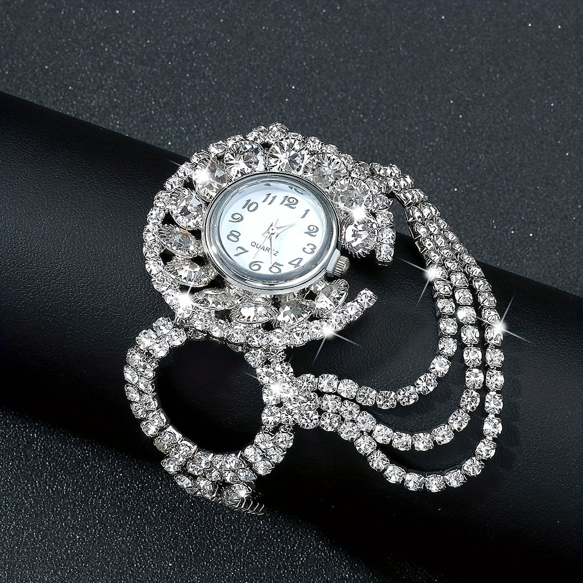 Luxurious Baroque Rhinestone Quartz Watch - Shiny Tassel Accent, Fashion Analog Display, Water-Resistant, Adjustable Bracelet, Perfect for Formal Occasions - Women's Elegant Timepiece