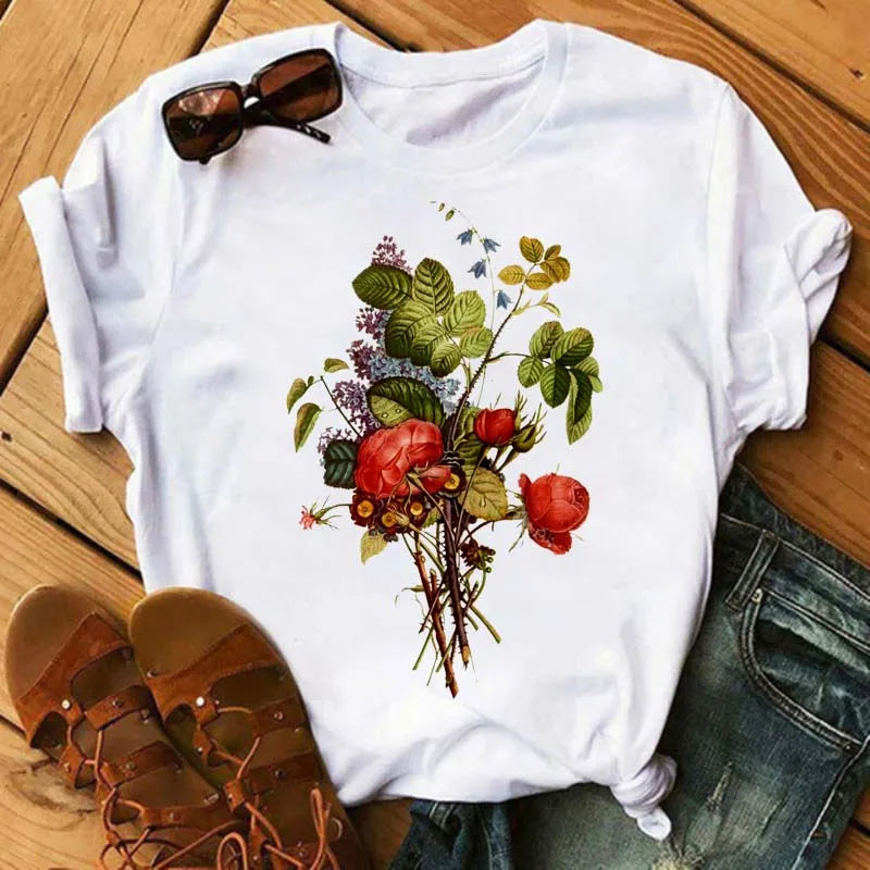 Fashion Red Poppy Women T Shirt Funny Black Printed Tops Tee Female Short Sleeve Tshirt Harajuku Tee Shirts 90s Girls T-shirts