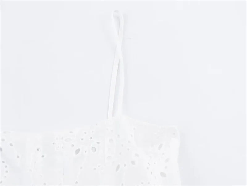 Ladies' Top 2025 Summer New Arrivals White Strap Wave Hem Top Embroidered Sexy Fashion Casual Versatile