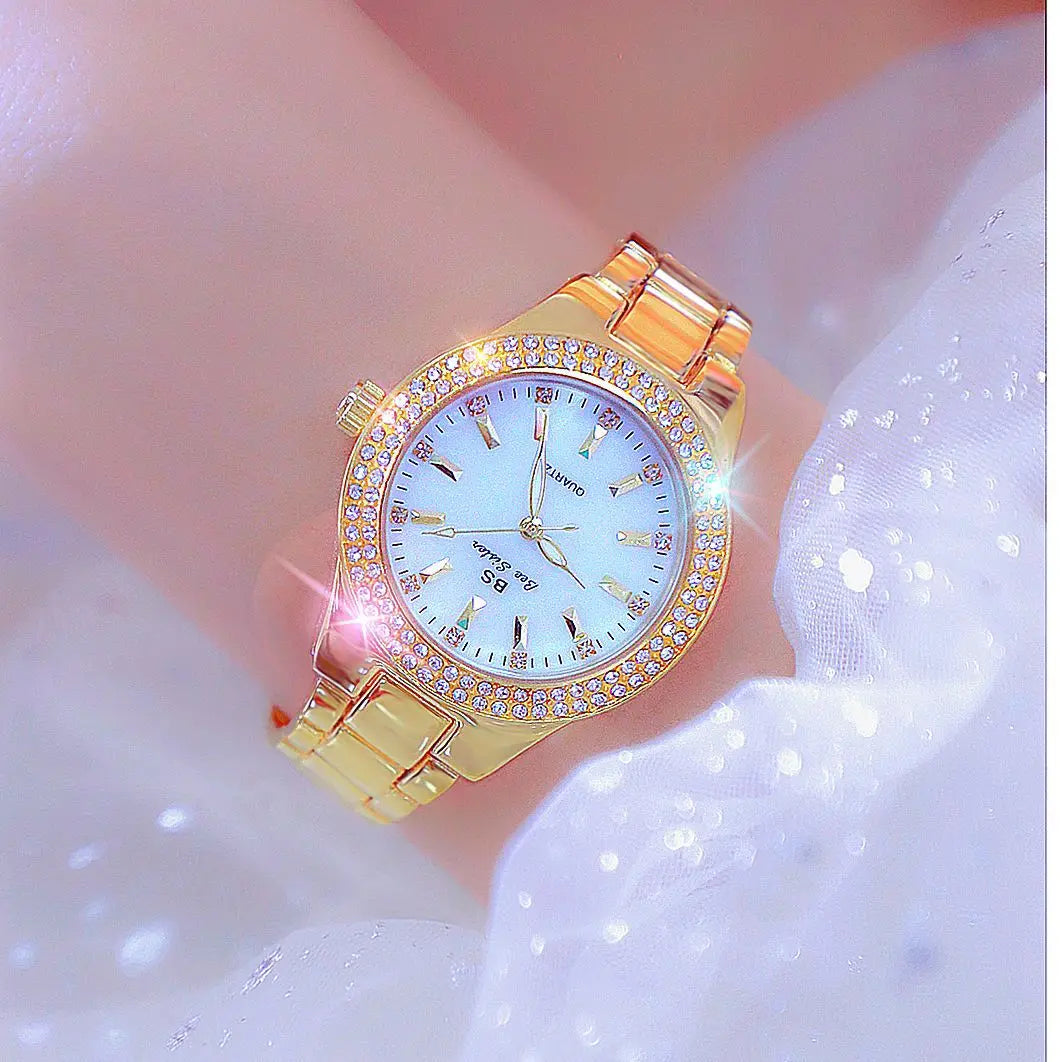 UTHAI Women Watch Classic Light Luxury Brand Temperament Waterproof Gold Metal Bracelet Ladies Fashion Quartz Wristwatches Gift