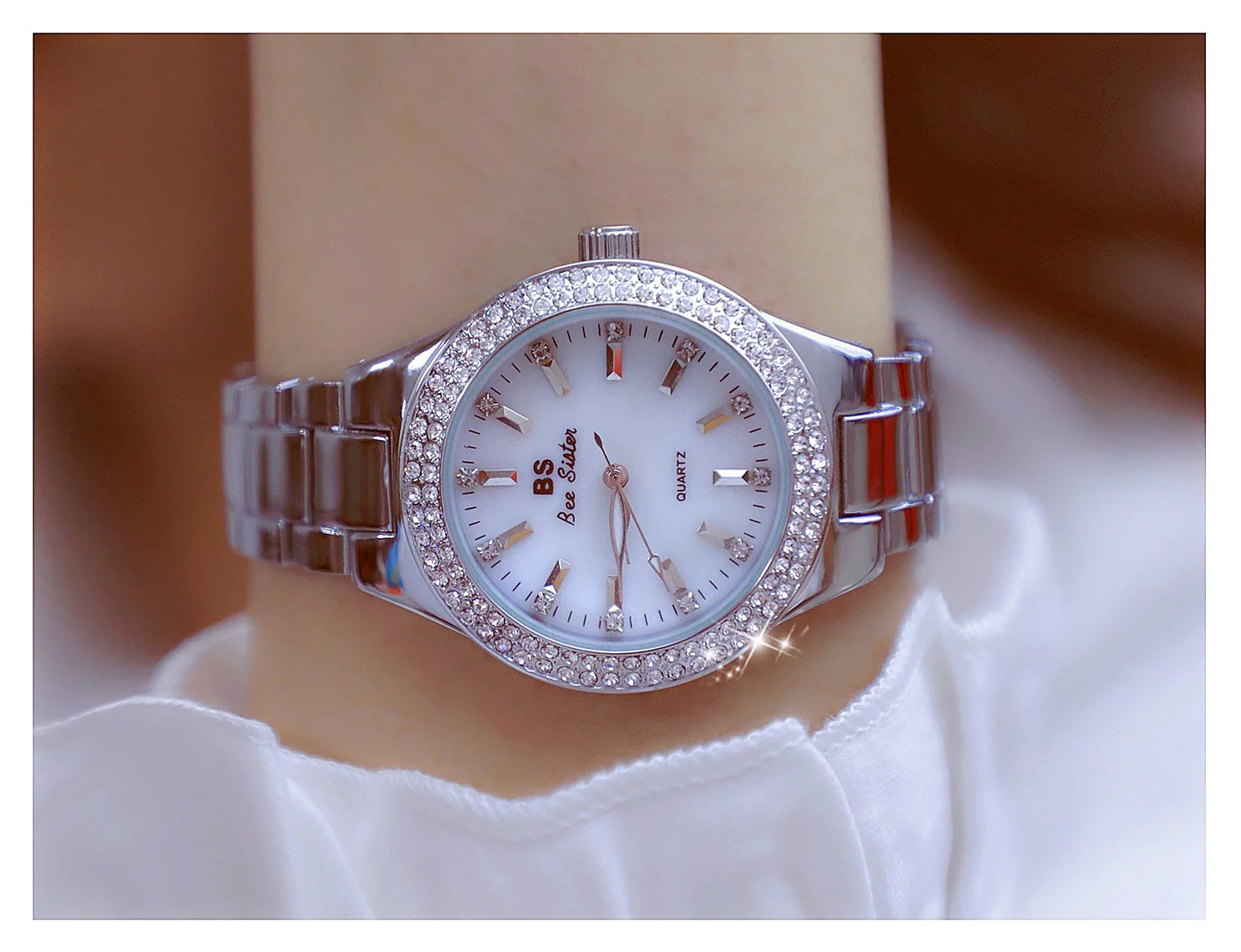 UTHAI Women Watch Classic Light Luxury Brand Temperament Waterproof Gold Metal Bracelet Ladies Fashion Quartz Wristwatches Gift