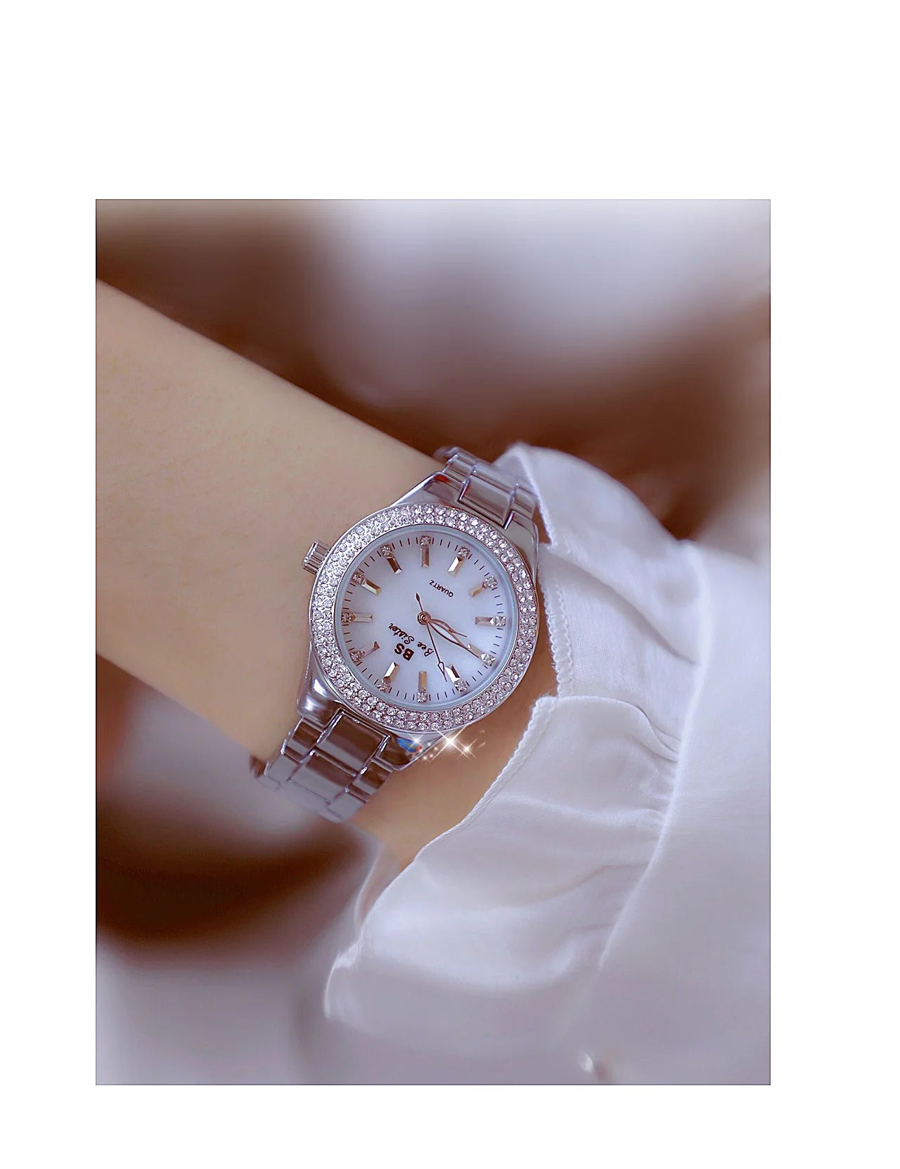 UTHAI Women Watch Classic Light Luxury Brand Temperament Waterproof Gold Metal Bracelet Ladies Fashion Quartz Wristwatches Gift