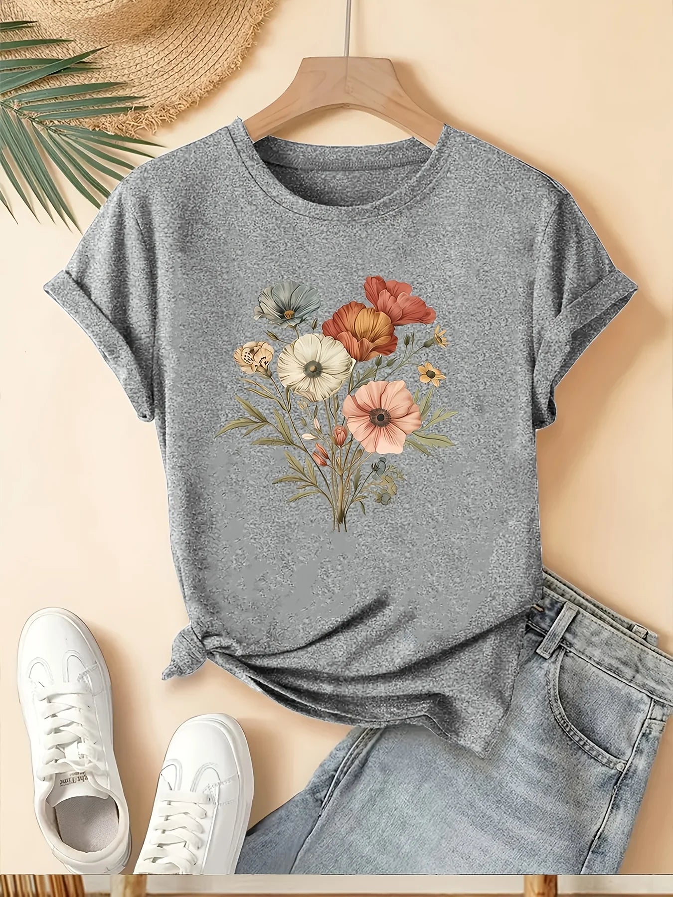 [Floral Fashion Tee] Breathable Polyester Women's Casual Fashion T-Shirt - Crew Neck Short Sleeve Colorful Floral Prin Machine