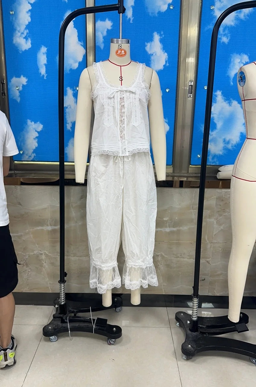 Combhasaki Women 2Pc Chic Outfits Set Floral Lace Trim Patchwork Sleeveless Tie Front Tank Vest+Drawstring Cropped Lantern Pants