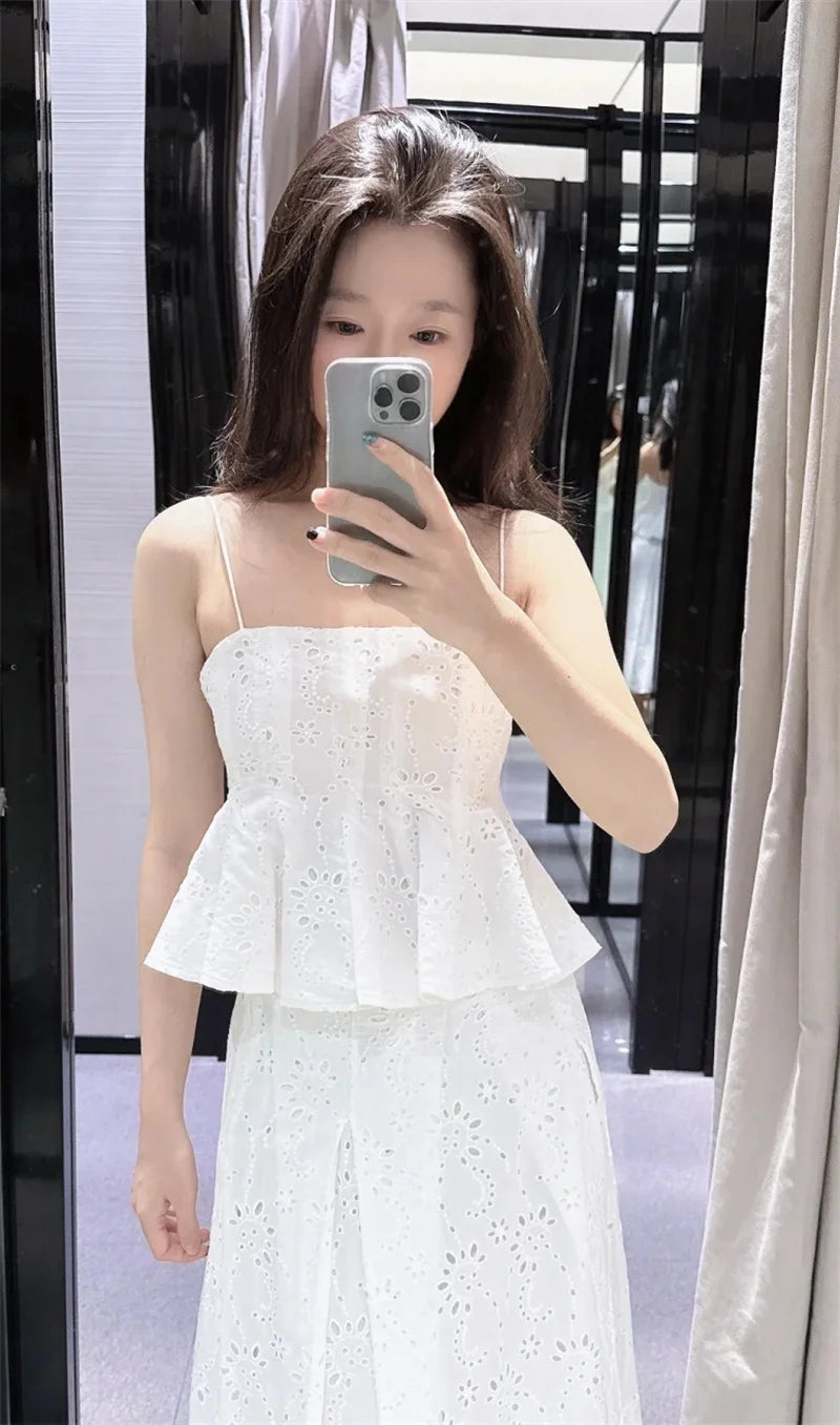 Ladies' Top 2025 Summer New Arrivals White Strap Wave Hem Top Embroidered Sexy Fashion Casual Versatile