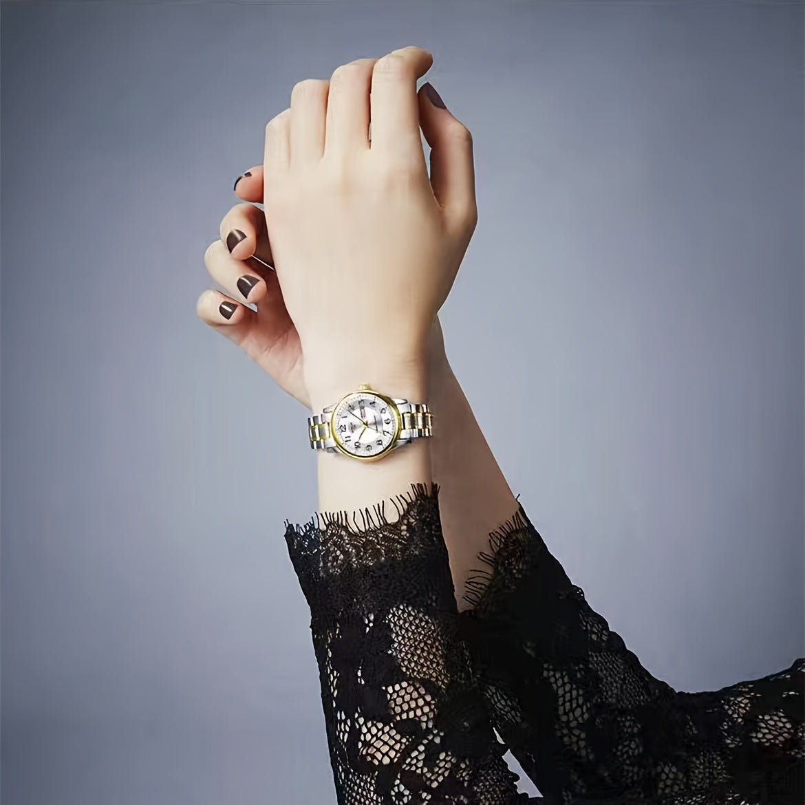 Fashionable Luminous Ladies Quartz Watch - Stylish Textured Dial with Calendar & Date - Waterproof Analog Wristwatch for Daily Wear & Travel Adventures